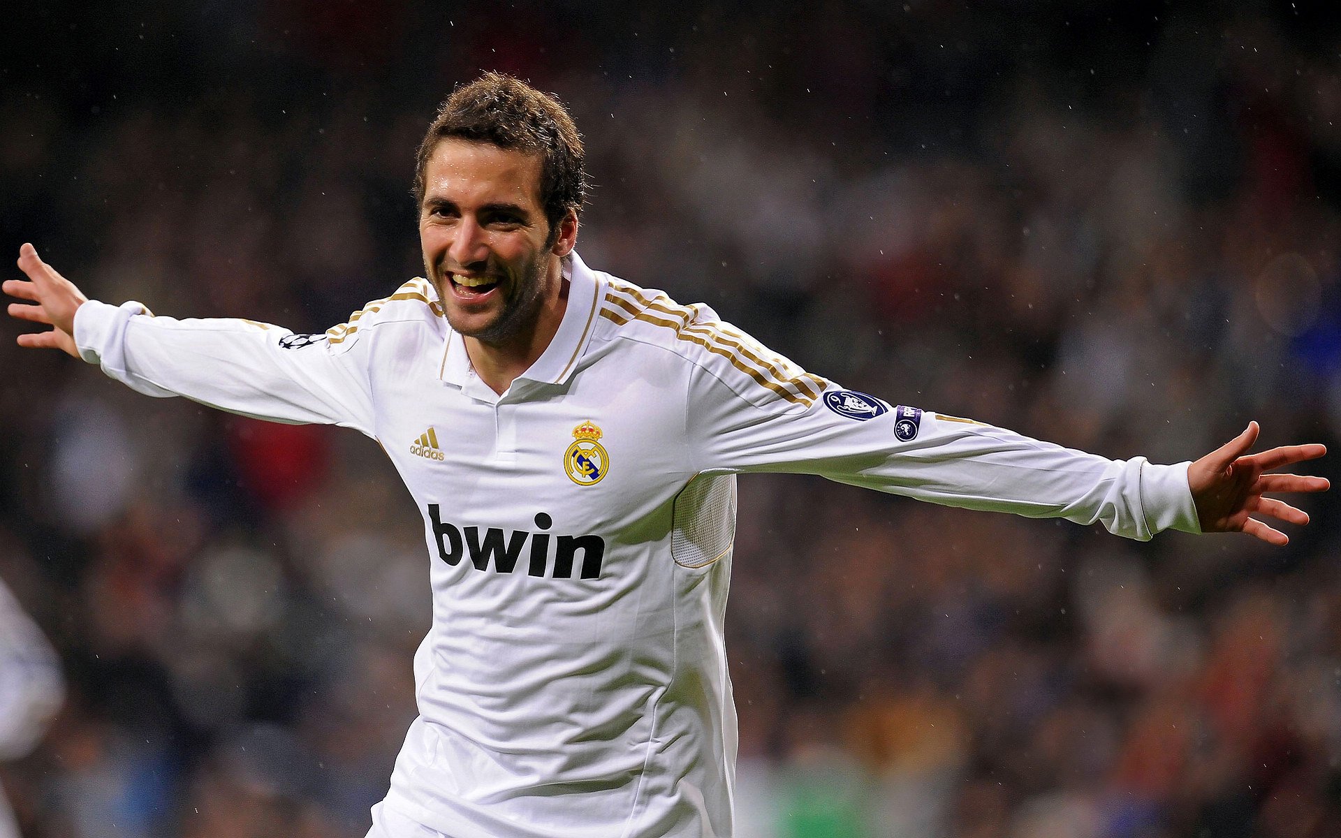 智能健身平台用户行为分析与个性化推荐，智能健身类产品有哪些类型